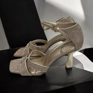 Franco Sarto Rania 2 Glitter Gold Ankle Strap Square Toe Heeled Sandals Sz 8.5M